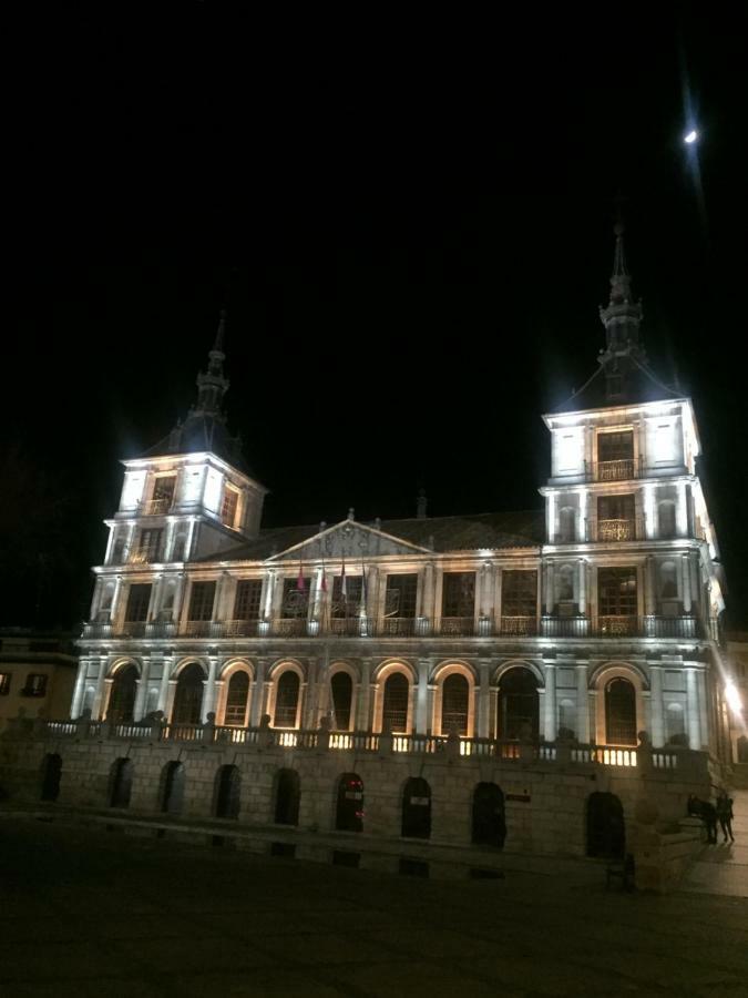 Apartamentos Catedral Escalinata Toledo Buitenkant foto
